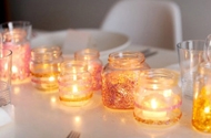 浪漫情人节 用玻璃瓶制作绚丽的烛光灯