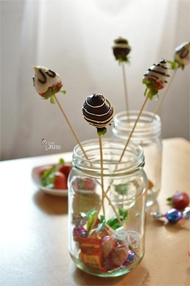 甜品制作草莓巧克力棒棒糖