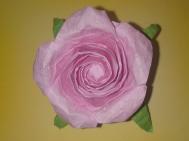 折纸玫瑰的详细折法 纸玫瑰手工折纸教程