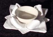 餐巾的莲花折法 餐巾折叠教程