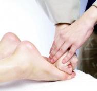 足部刮痧按摩对身体有哪些好处