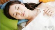 药枕治疗失眠的方法