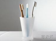 如何选购牙刷 怎么正确的使用牙刷