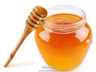 护肤小窍门：使用蜂蜜让皮肤雪白幼滑