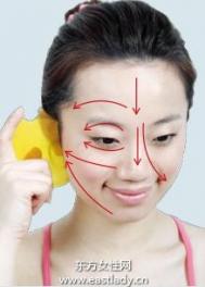 护肤小窍门：面部刮痧能有效淡化色斑