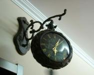 风水禁忌：钟表摆放的注意事项和效用 客厅挂钟风水