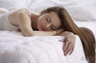 睡觉总是流口水很有可能是脾虚 睡觉流口水怎么办