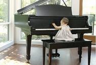 让孩子早点学钢琴好吗
