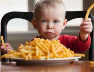 请让你的孩子远离损脑食品 合理饮食