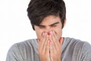鼻窦炎的症状有哪些 鼻窦炎吃什么好