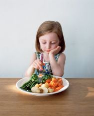 伤害孩子大脑的7大食物