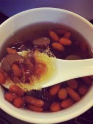 怎样做冰糖红枣枸杞燕窝最好吃