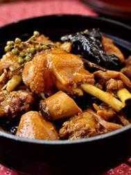 正宗高压锅炖鸡的做法
