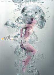 Photoshop创意合成美女戏水教程