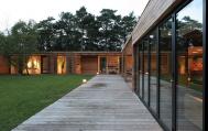 瑞典Bergman–Werntoft林间美丽住宅室内设计