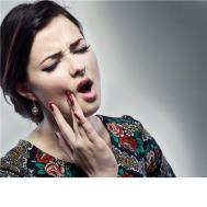 牙齿酸痛是怎么回事