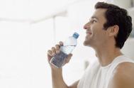 喝水真能排毒？专家答疑喝水的十大好处