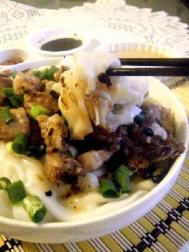 正宗豉汁排骨蒸陈村粉—广州酒楼点菜率最高主食的做法