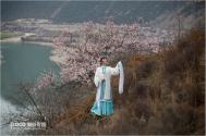 Photoshop打造精美的中国风外景古装美女图片教程