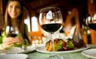 酒桌文化：酒桌上的礼仪 酒桌上的规矩和潜规则