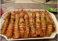 椒盐濑尿虾的吃法