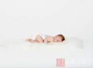 三个月的宝宝睡眠时间 从小培养宝宝好习惯