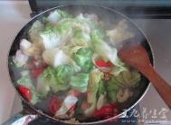干锅包菜 教您美味又营养的干锅包菜