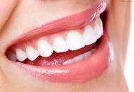 提醒：长期使用漱口水易使牙齿变黄