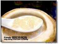 椰汁炖雪蛤膏的做法 怎么做椰汁炖雪蛤膏好吃