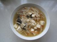 雪菜金针菇虾汤的家常做法 雪菜金针菇虾汤做法