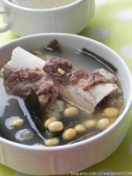 黄豆海带排骨汤的做法 黄豆海带排骨汤的家常做法