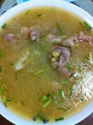 黄豆猪脚汤的吃法 黄豆猪脚汤的家常做法