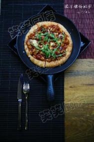 地中海披萨如何做好吃 地中海披萨的做法