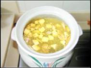 榴莲壳煲鸡的家常做法 榴莲壳煲鸡如何做