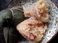 玉米皮包的水立方粽子最正宗的做法 玉米皮包的水立方粽子怎样做好吃