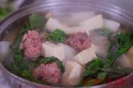 暖身羊肉汤怎么做好吃 暖身羊肉汤的做法