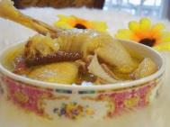 如何做虫草母鸡汤好吃 最正宗虫草母鸡汤的做法