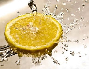 喝柠檬怎么减肥 喝柠檬水减肥