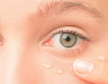 抗皱眼霜适合多大的年龄用  抗皱眼霜适合什么年龄