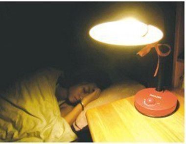 开灯睡觉有哪些危害 开灯睡觉的危害