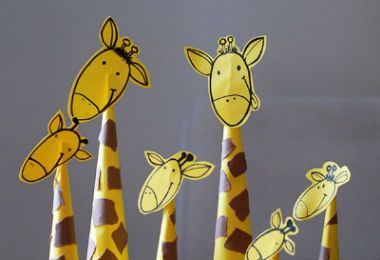 怎样制作纸长颈鹿 做纸长颈鹿的教程