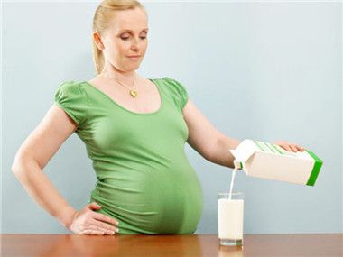 孕期高血压的症状有哪些 怎么预防孕期高血压