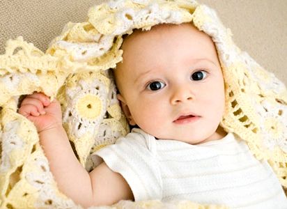 新生儿适合穿什么衣服 宝宝刚出生适合穿什么衣服