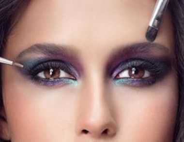 眼睛彩妆怎么画 打造完美眼妆的步骤