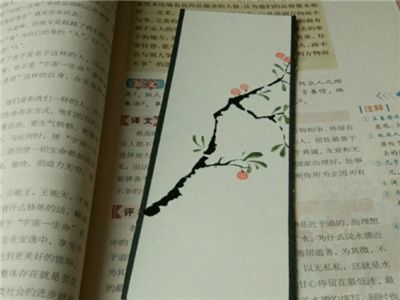 DIY手绘书签：美丽的樱桃树书签