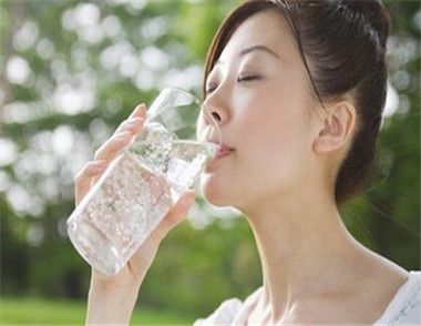 如何喝水更健康 健康喝水的方法