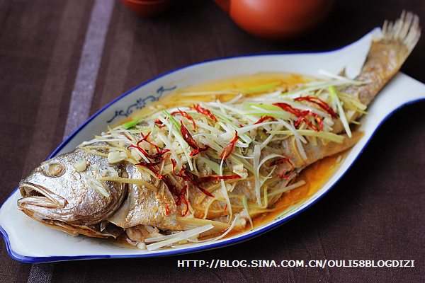葱油黄花鱼如何做好吃 葱油黄花鱼怎么做好吃？