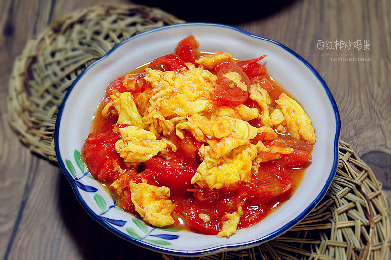西红柿炒鸡蛋怎么做 最正宗西红柿炒鸡蛋的做法