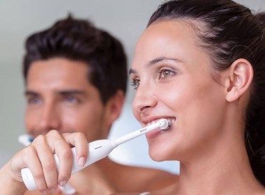 电动牙刷的选购技巧 电动牙刷的保养方法