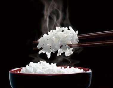 米饭怎么蒸才好吃 蒸大米饭放什么好吃